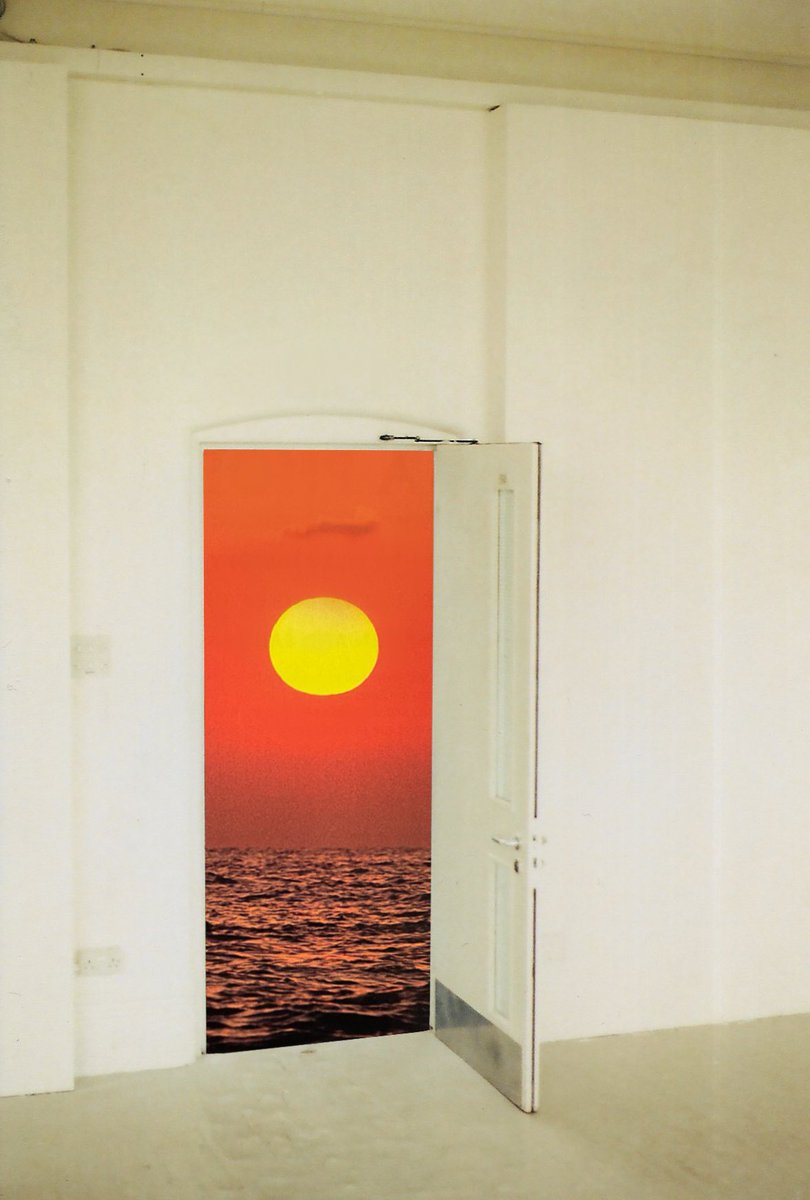 almost__art's tweet photo. ‘Exit to Sunset’
0.05 ETH
On sale now over on #opensea
https://t.co/mE1V1Ug50d
#NFT #college #digitalart #nftcollectors #almostart #NFTartist #vintage #SURREALISM https://t.co/IaebaRQlLd