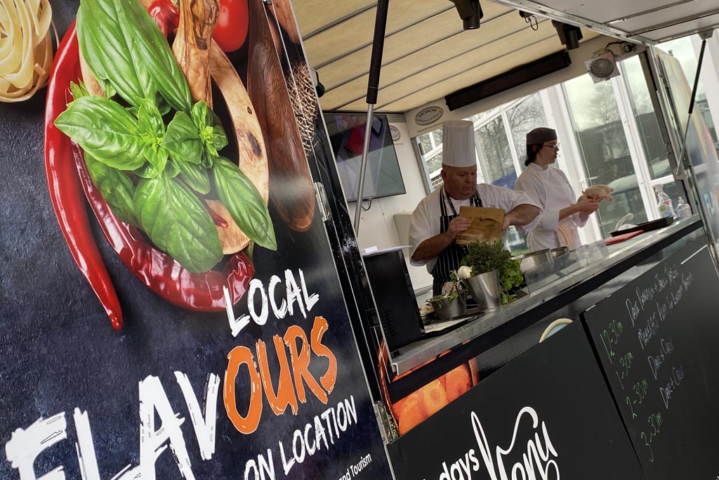 Read the latest tourism business news from <a href="/Eastenglanduk/">Visit East of England</a> including 5.3m Brits planning #Jubilee #weekend overnight break, #VENI skills and #tourism stand at <a href="/SuffolkShow/">Suffolk Show</a>, free workshops from <a href="/VisitEnglandBiz/">VisitEnglandBiz</a>, <a href="/VisitBritainBiz/">VisitBritain Biz</a> consumer sentiment and more bit.ly/3z591ju