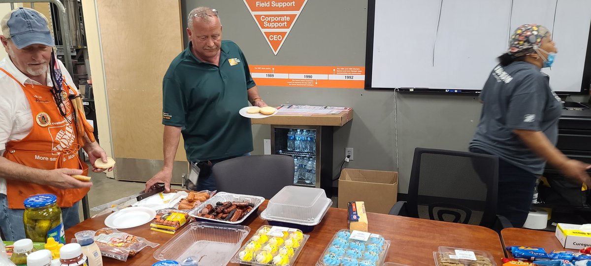 Amber Anderson tweet media