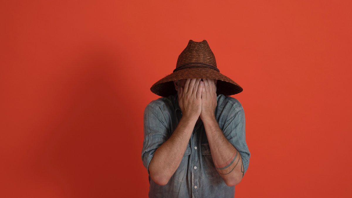 Brookln Dekker, neben Ruth Dekker die amerikanische Hälfte des Indie-Folk-Duos #RueRoyale, ist seit geraumer Zeit auf Solopfaden unter seinem Nachnamen #Dekker unterwegs und heute Abend (31.05.) auf unserer Bühne.
Tix 👉 bit.ly/TixDekker
Einlass: 20 Uhr I Start: 21 Uhr