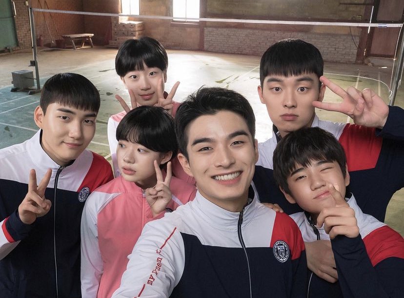 happy 1st anniversary to my comfort drama! didn't know i'd be so attached in the plot, casts, and such. you the best, rasodan fam 💗🏸

W1N TOGETHER LOSE TOGETHER
#DreamYearWithRacketBoys