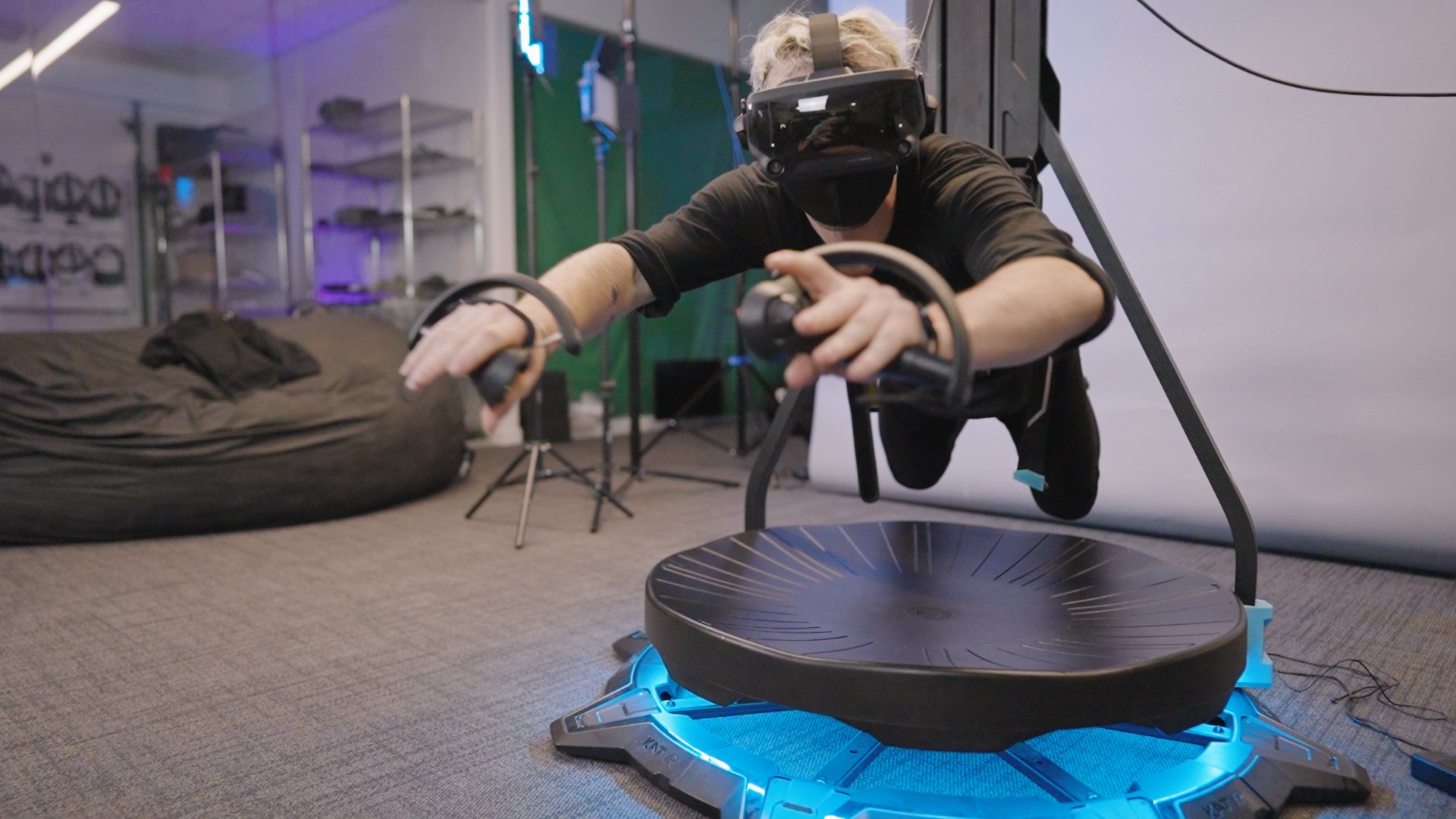 𝙏𝙝𝙧𝙞𝙡𝙡 ️AWE on Twitter "Swimming in VR with the Katwalk C2 https//t