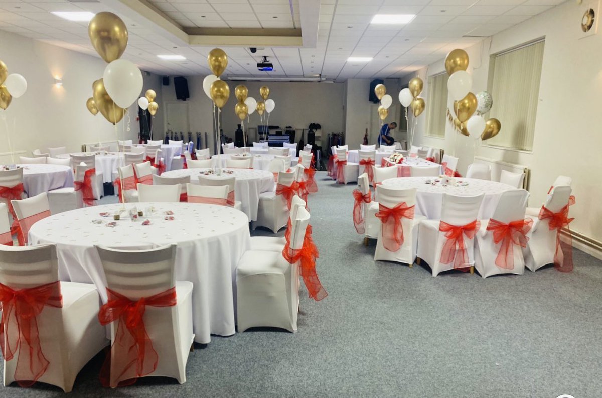📸Some photos from last Saturday’s wedding booking with us in our very large function room.

📞If you would like to book our room for any event then contact us today on 01554 754087 before your date is booked up by someone else.