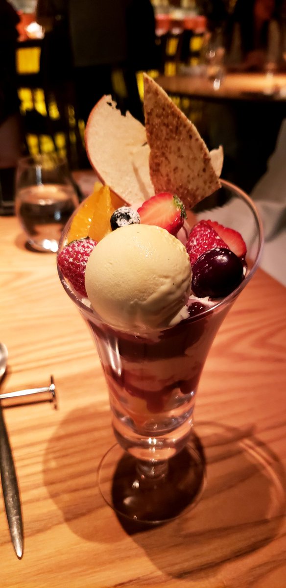 Eriko_Takurose's tweet photo. Gin Tonic with Cucumber
with HENDRICK'S GIN
White Mimosa with Amanatsu
Omakase Parfait
#NobuTokyo
#NobuWeek
#nobuintown
@matsuhisajapan
@MatsuhisaW https://t.co/WZCTxiuLgS