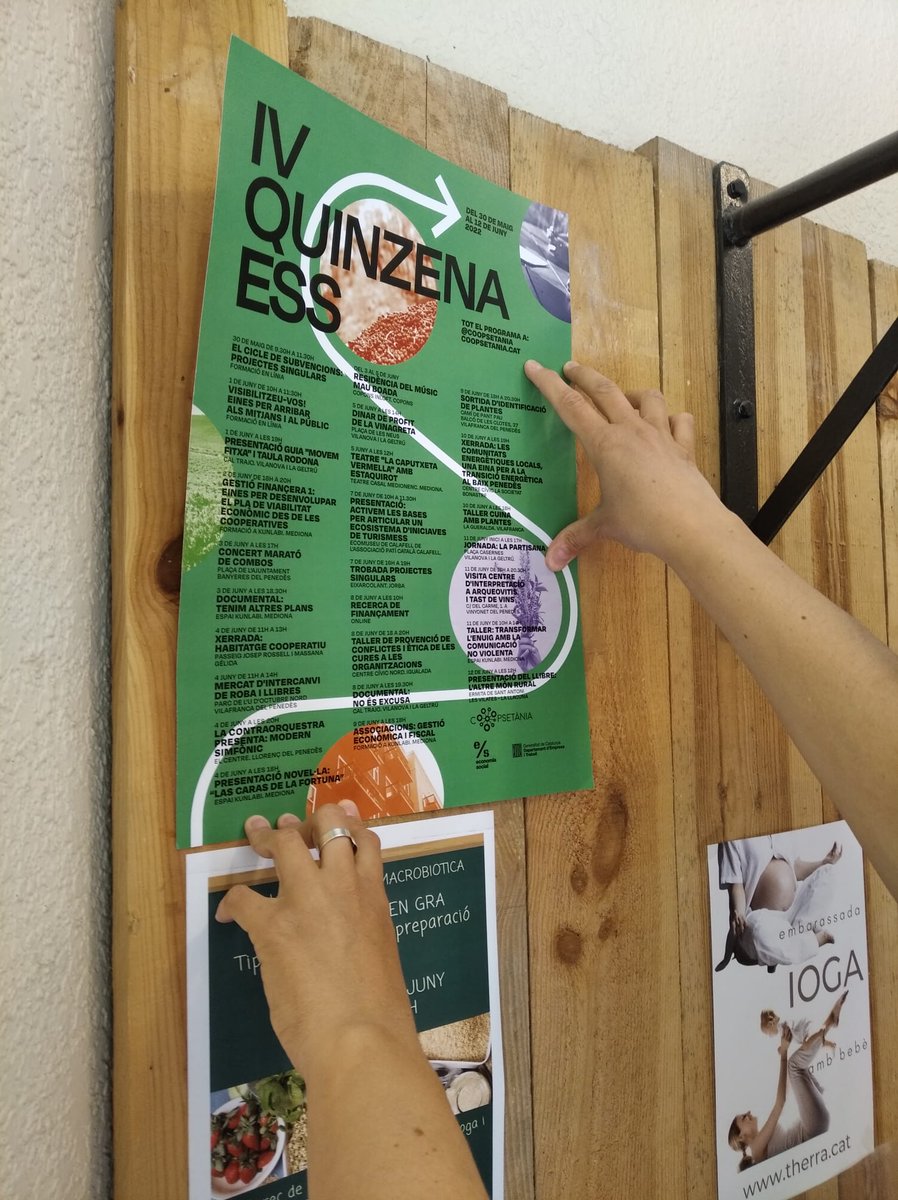 coopsetania's tweet photo. 📢Si veus aquest cartell, atura't i fes-hi un cop d'ull: són els cartells de la nostra 4a #QuinzenaESS, amb activitats GRATUÏTES per a tots els gustos: formacions, concerts, tastos, tallers, projeccions, presentacions...

😍Vine a la Quinzena de l'Economia Social i Solidària! https://t.co/mDYJWpaqE5
