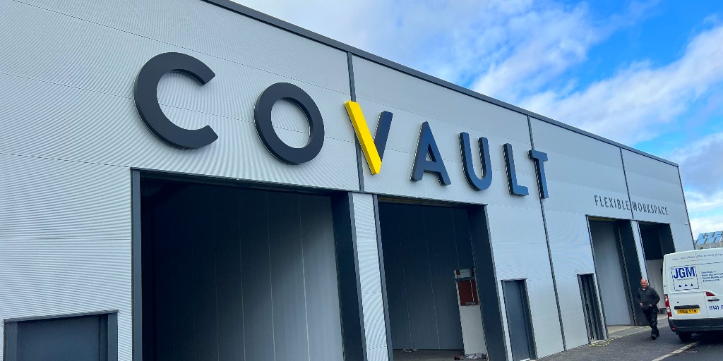 CoVaultUK's tweet photo. Very exciting news ... our brand new @CoVaultUK #Polmadie site will be opening to tenants this week (June 1st)!!

We're looking forward to seeing our tenants make the most of these fantastic light industrial #workspaces... 🥳

#Scotland #scottishbusiness #businessowner https://t.co/JssBrTmOIo