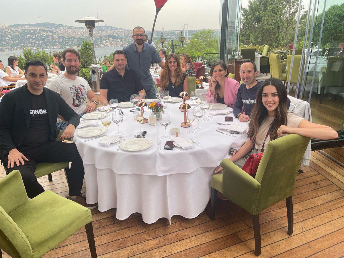 Sunday night dinner with the Sandbox team.....
<a href="/borgetsebastien/">Sebastien 🏞</a> 
<a href="/TheSandboxGame/">The Sandbox</a> 
Some exciting things are coming your way as we plan some collabs with the Sandbox team!! Stay tuned and keep your eyes on our feed for details! 

#web3community #NFTCommumity #TheSandboxGame