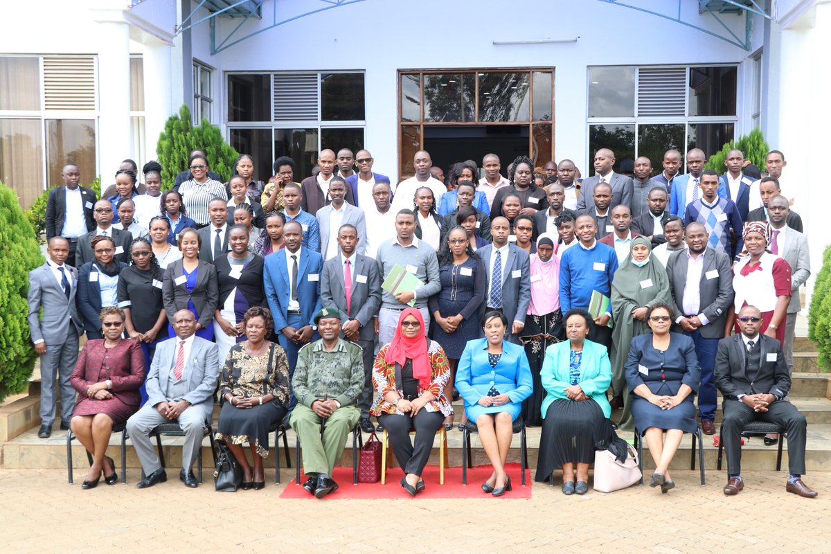 CorrectionalKE's tweet photo. PS Correctional @HonKwekwe today presided over the official opening of the in-person induction program for Probation Officers @KSGKenya, in Embu. 300 Probation Officers are expected to be inducted in different @KSGKenya specifically in Embu, Baringo and Mombasa. https://t.co/nlSJyzJ3i4