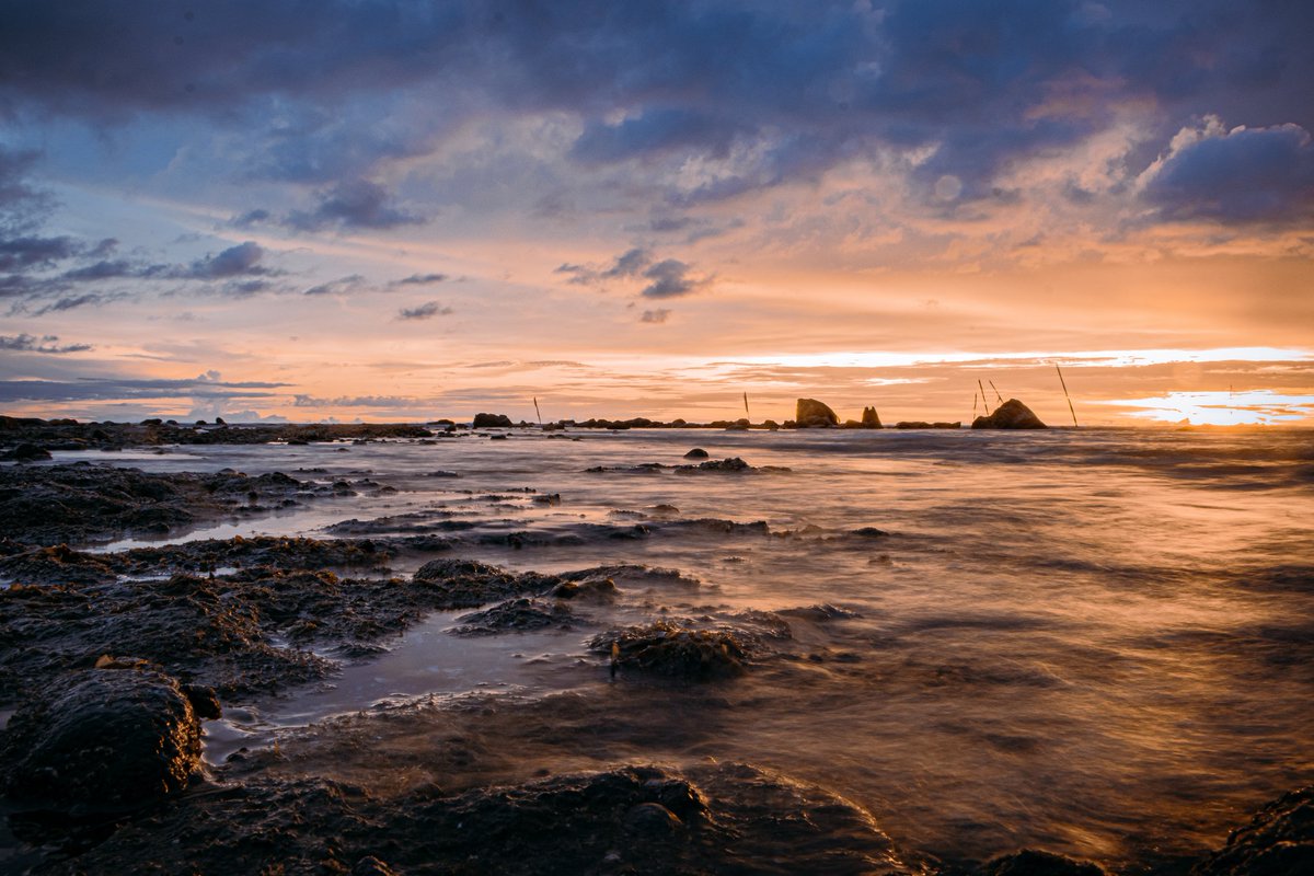 Manongseen's tweet photo. peaceful sunset https://t.co/JQeQ1DN3lG