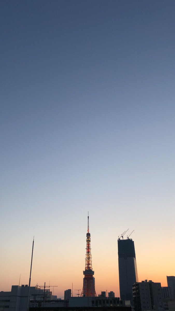 _mizuhooooo's tweet photo. sunset. https://t.co/IeWM1LdDW0