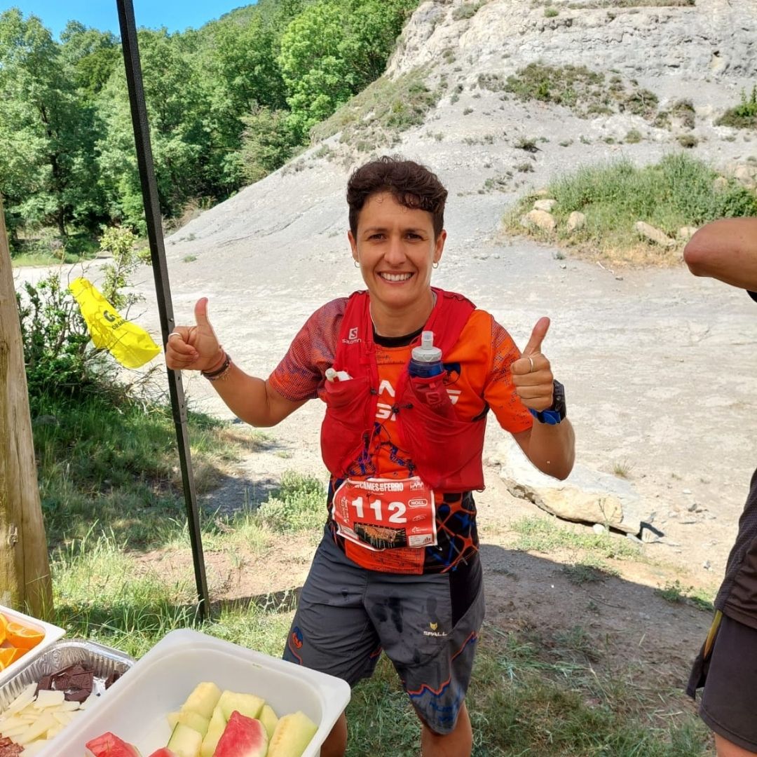 GECA_84's tweet photo. Pòdium femení 2022 de la Marató de la #Camesdeferro 🏃🏼⛰:

🥇 Natalia González(Vigia Running) : 5:52:35 ⏱
🥈 Anna Pujol (CE Madteam)
🥉 Núria Florencio (CE l’Areny)

Felicitats a totes! 👏👏

#7acamesdeferro #camesdeferro #camesdeferro2022 #puigsacalm #cursasolidaria https://t.co/4XX07QdiLo