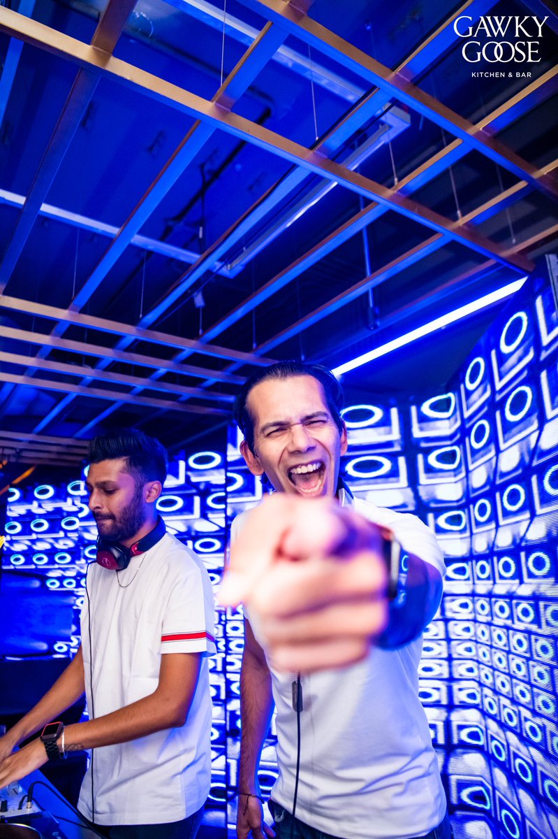 rohitbarker's tweet photo. It’s ALWAYS a complete riot when @Shiva_Manvi &amp; I play at @GawkyGoose for our monthly edition of #ClubClassics 

#saturday #gig #gawkygoose https://t.co/XSJBzkL77v