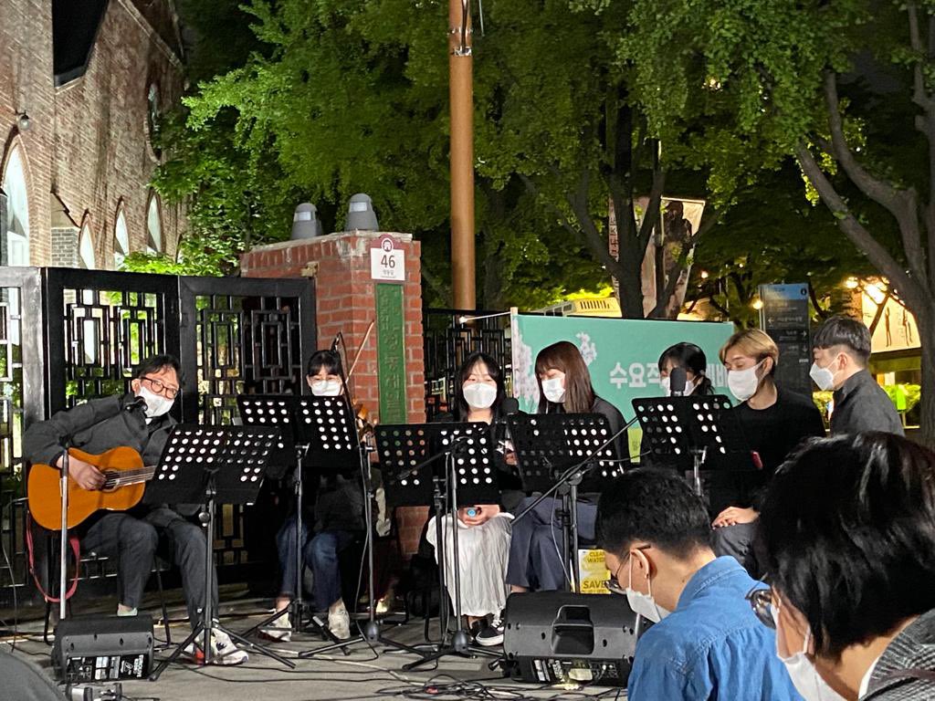 Oikoumene's tweet photo. 🎙 #WCCInterview On #KoreanPeninsula, “the churches and the country need reconciliation and unity” #RevDrHyunjuBae
🔗 Read the interview: https://t.co/hOD5ew85jM https://t.co/z8IoiKqyYg