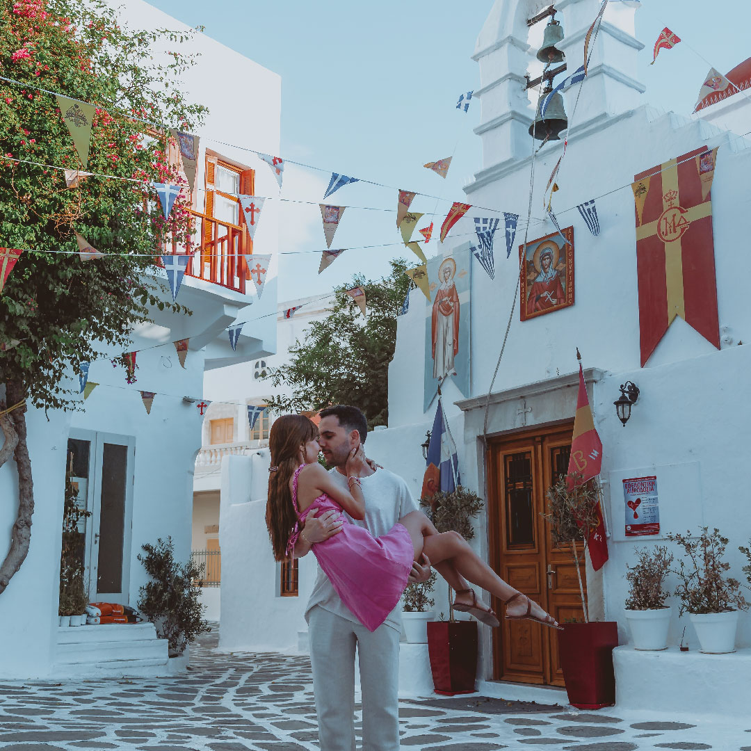 spicytrip's tweet photo. Make connections all over the world!😍​🌏 https://t.co/BpBHd6FpFu