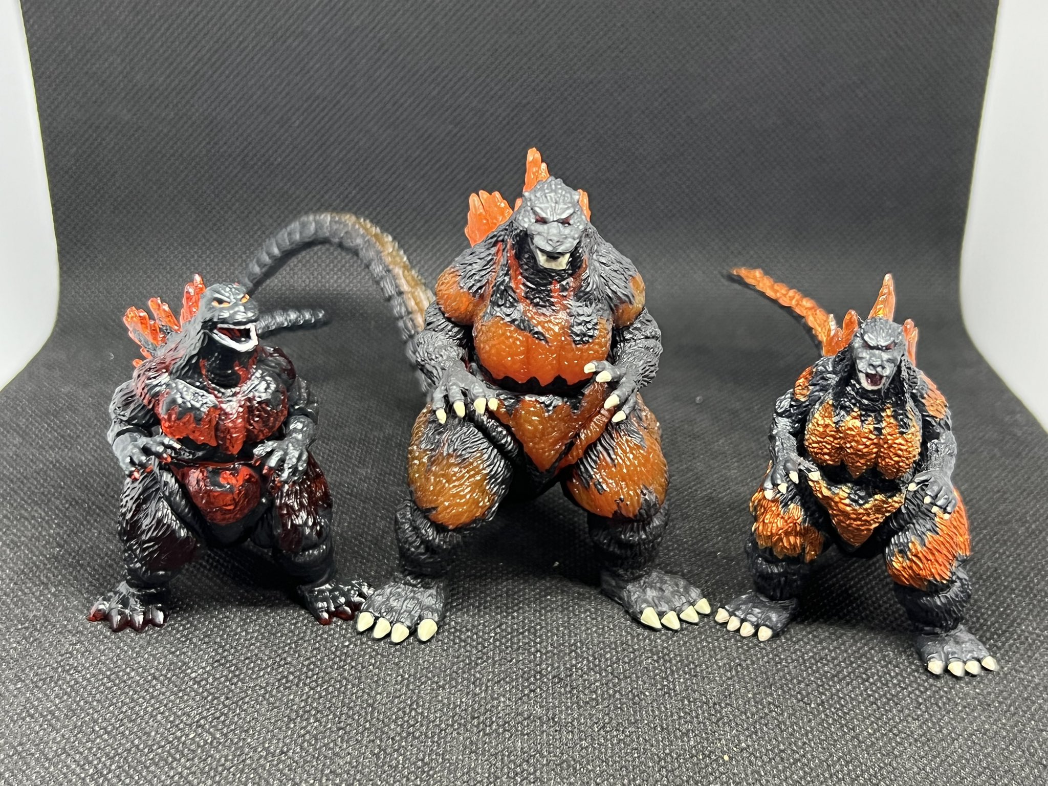 ゴジラバイナルアート バーニングゴジラ ソフビ ならっ ゴジラバイナルアート バーニングゴジラ ソフビ ならっ