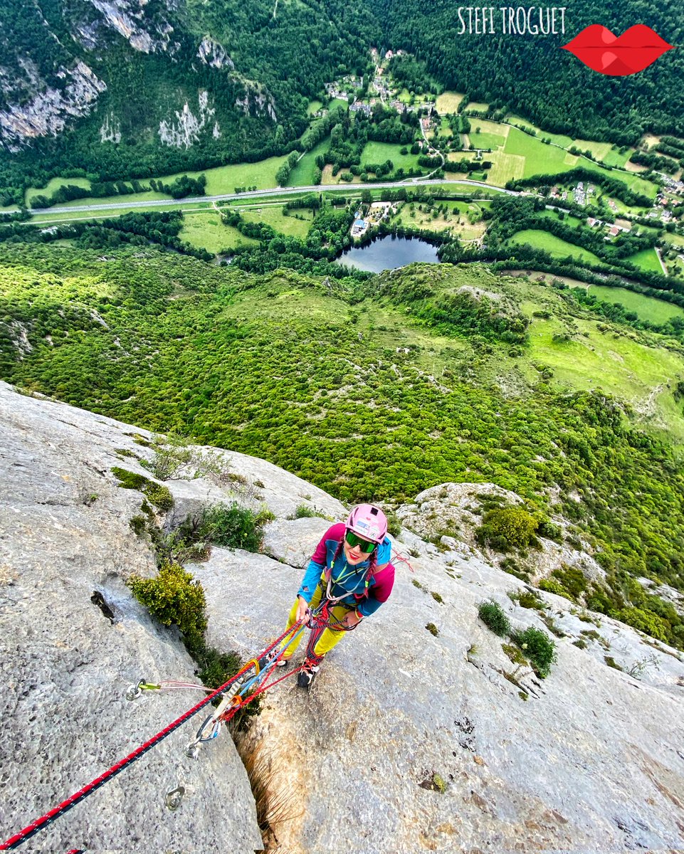 ETroguet's tweet photo. I love to see life from above ❤️‍🔥... 

▪︎
#Sinsat #Climbing
#FerrinoOutdoor #LaSportiva #xBathlete #PureAdrenaline https://t.co/F67zEFIZ3a