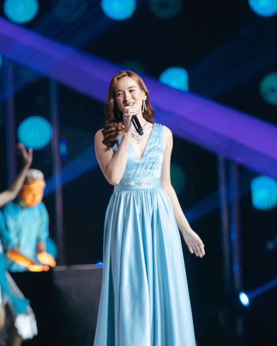 TrinityOptimaP's tweet photo. Penampilan Mawar de Jongh saat ajang Final Pemilihan Puteri Indonesia 2022β¨
#MawarEva #MawardeJongh #PuteriIndonesia #PuteriIndonesia2022 #LivePerformance https://t.co/GiOXE27LlM