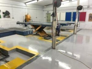 pscworcsltd's tweet photo. While refurbishing the #flooring of a prestigious #VehicleBodyRepair #PaintShop we've used a nominal 7mm #CementitiousScreed, with 3 coats of high build #EpoxyResin to the 458 sq meter area

Read more...https://t.co/BMJEZPm65i
#Bodyshops #Mechanex #NBRA #VBRA #SMMT #Automotive https://t.co/xv9xYErboV