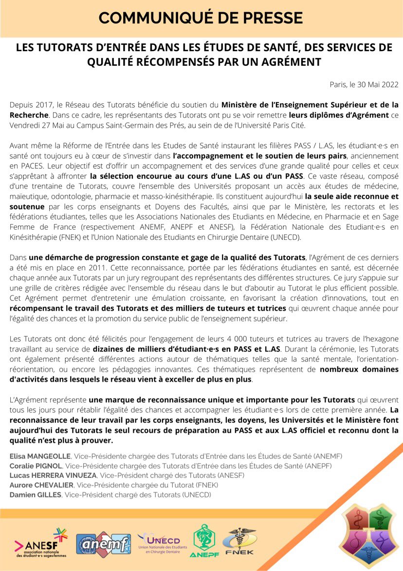 tutorats_sante's tweet photo. #CDP | Vendredi , les #Tutorats recevaient leurs #diplômes d'Agrément pour 2022 à Paris. 

C'est un gage de #qualité inégalable ! 

✅ Les Tutorats restent la seule #aide reconnue et soutenue par de multiples institutions 1️⃣

@sup_recherche @sretailleau @FranceUniv https://t.co/0SwUNycMVU