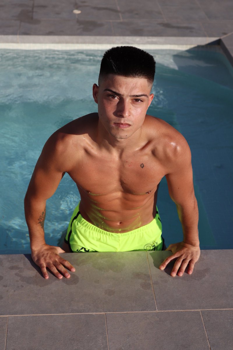 TWINK on Twitter "RT Do we bathe?😏 • https