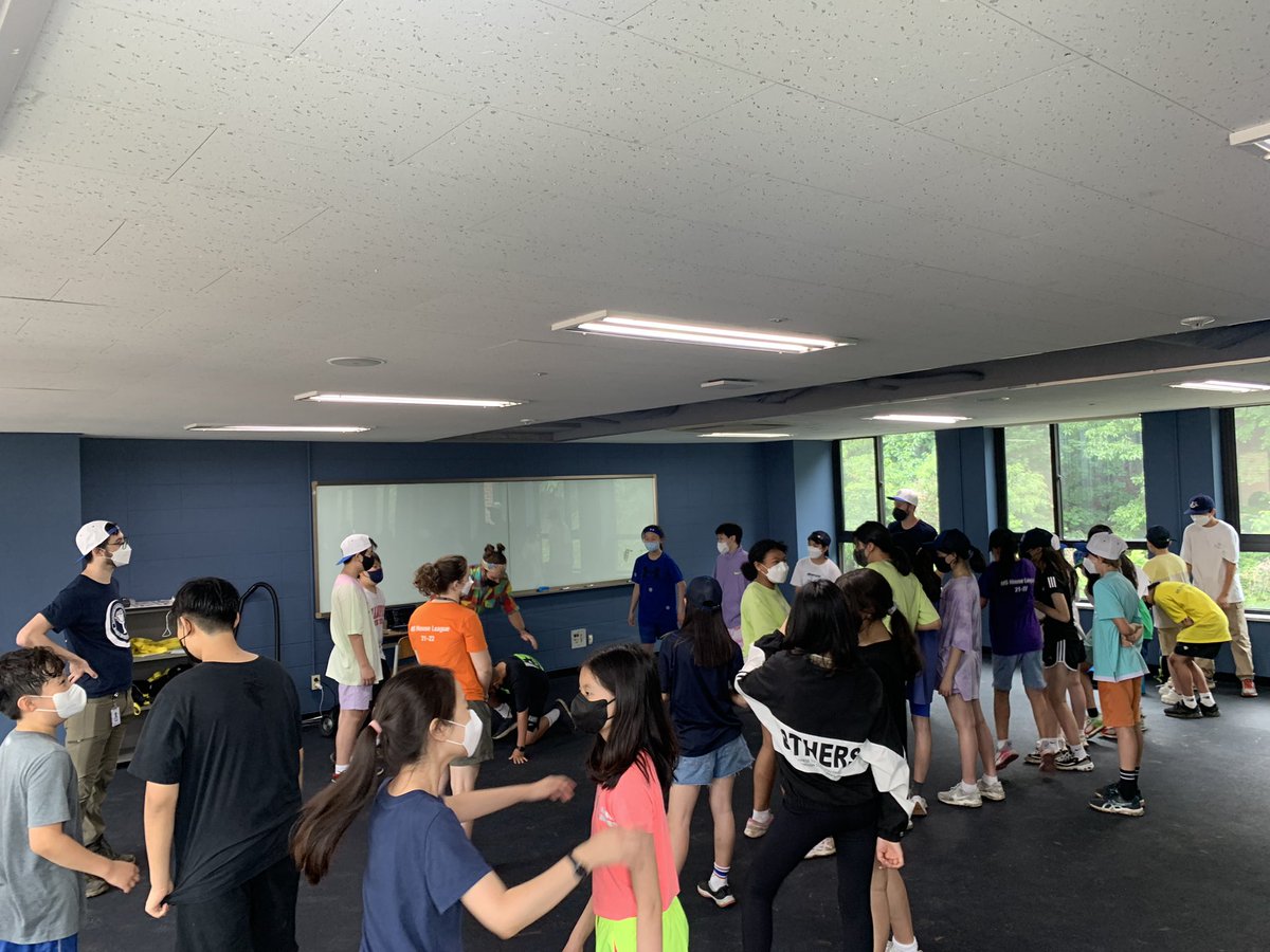 Slaid_Jim's tweet photo. Whether it is beginning a hike or working on some@dance moves, it was great day. A big thank you to all of our teachers, leaders and @DonischRobert for organizing this day!
MSPTO deserves a huge thank you for treats at lunchtime too (sorry, no photo for that!) #kispride #kisms https://t.co/rIvR7lKXMS
