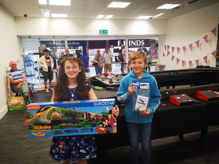 Congratulations to Billie Jarvis who was the winner of our Speed Challenge Competition
"Billie won our competition to design a faster City of Truro" said Centre Manager Jon Walton "and
we've actually built a working model of her design! And it beat Flying Scotsman!