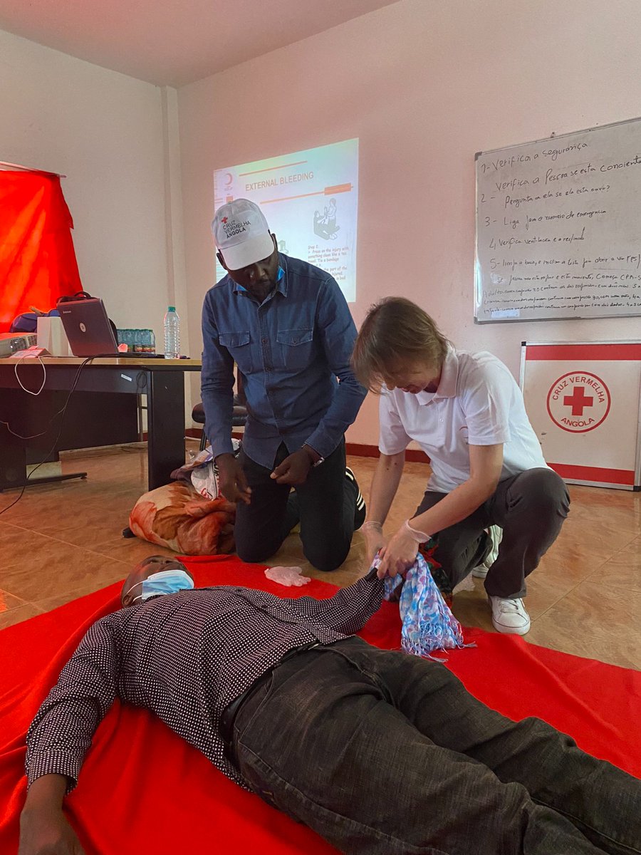 RedCrescent's tweet photo. 📍 Luanda, Angola
Türk Kızılay and Angola Red Cross teams succesfully completed a joint training of trainers on public health & first aid. https://t.co/EHQ8sU27Vy