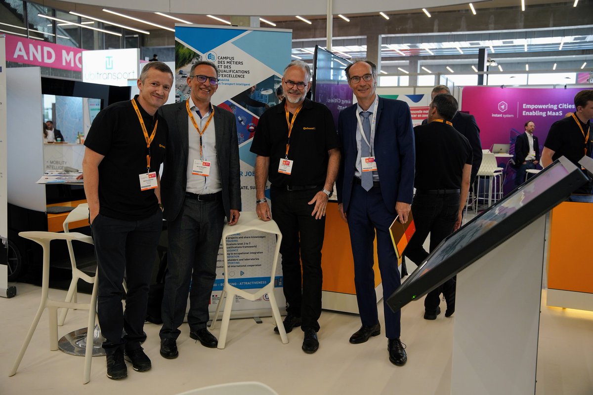 CampusMti's tweet photo. Le Campus MTI sur le stand @Continental_fr 
Merci à Stefan May et à toute son équipe de leur accueil ! https://t.co/E9uPBqTSZT