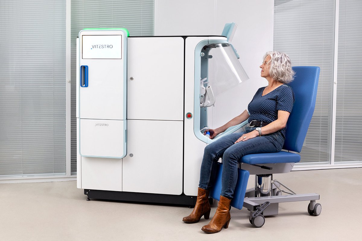 vitestro's tweet image. Today we unveil the world’s most advanced autonomous blood drawing device. This device combines AI, ultrasound imaging and robotics to ensure accurate & secure blood collection. All this to redefine patient experience & help build a more robust and resilient healthcare system.