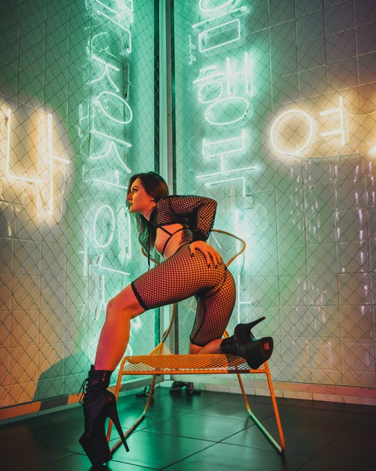 Memories are what make up a person's personality and sense of self. Without them, they are in a blank<a href="/tag/bladerunner"class="tags"><span>#bladerunner</span></a><a href="/tag/replicants"class="tags"><span>#replicants</span></a><a href="/tag/replicant"class="tags"><span>#replicant</span></a>