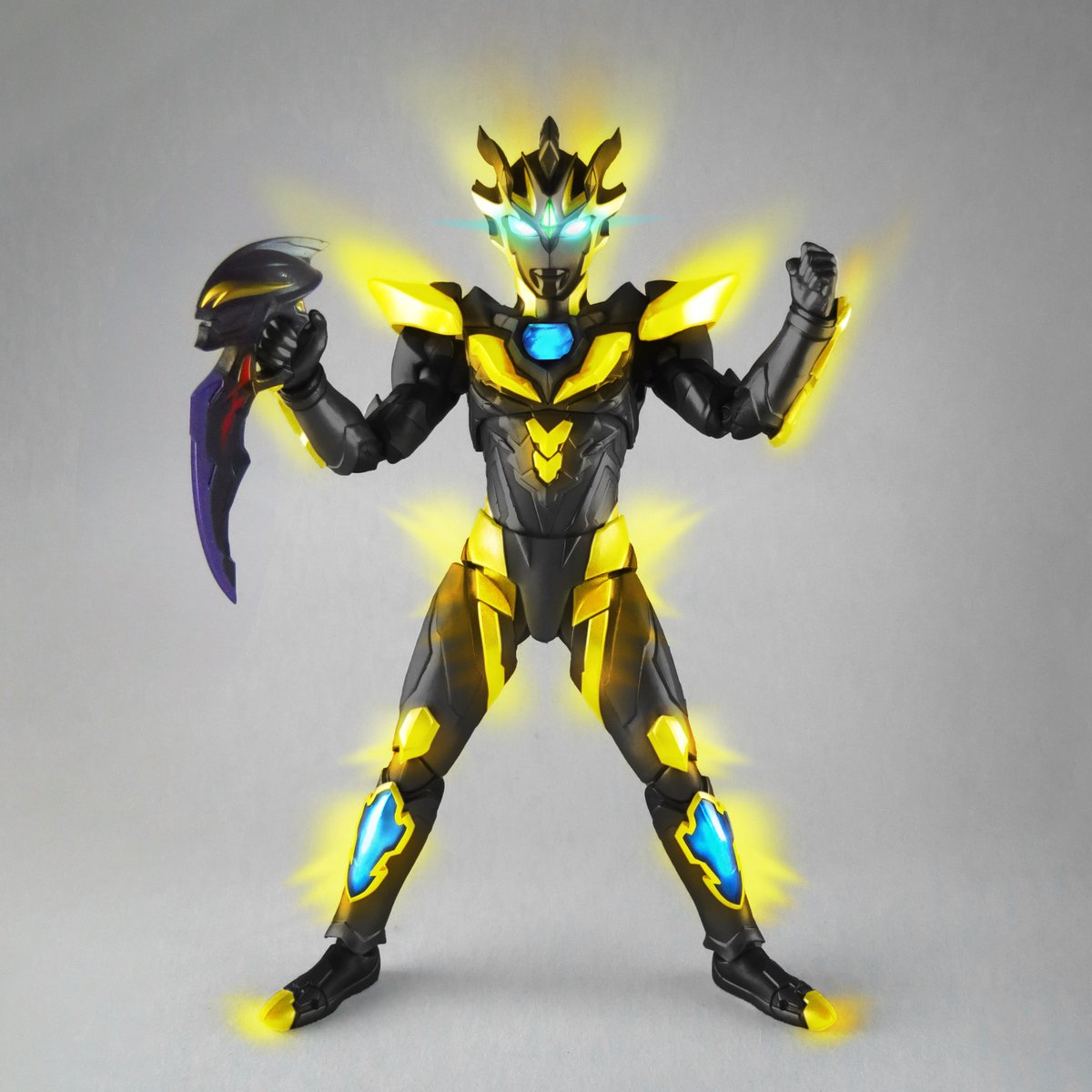 Deathcium Rise Claw . . #ウルトラマンゼット #デスシウムライズ