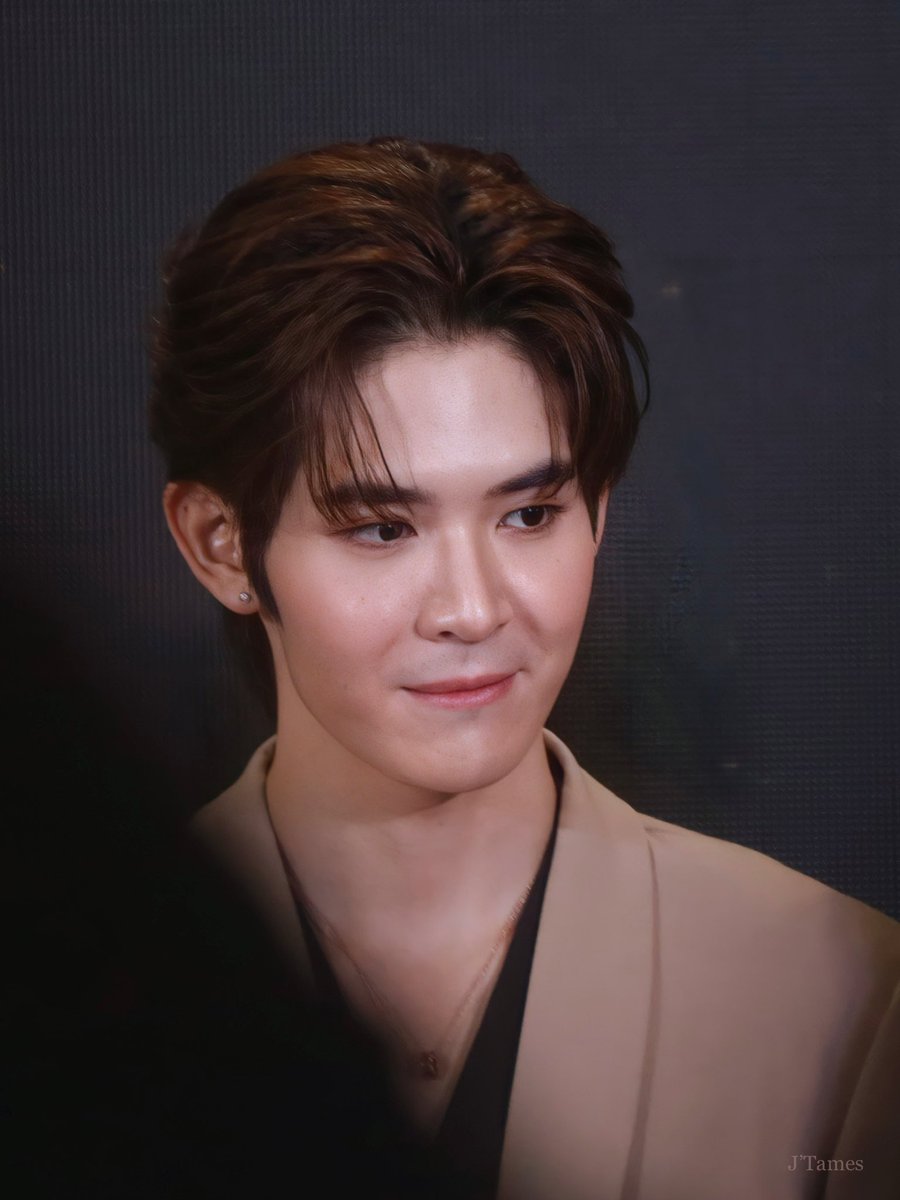 JETAMES99's tweet photo. Please, don't bite 🥀

#netsiraphop #JamesSu
#JamesSuPhoto
#NetJames #เน็ตเจมส์ https://t.co/g2BO07o8sv