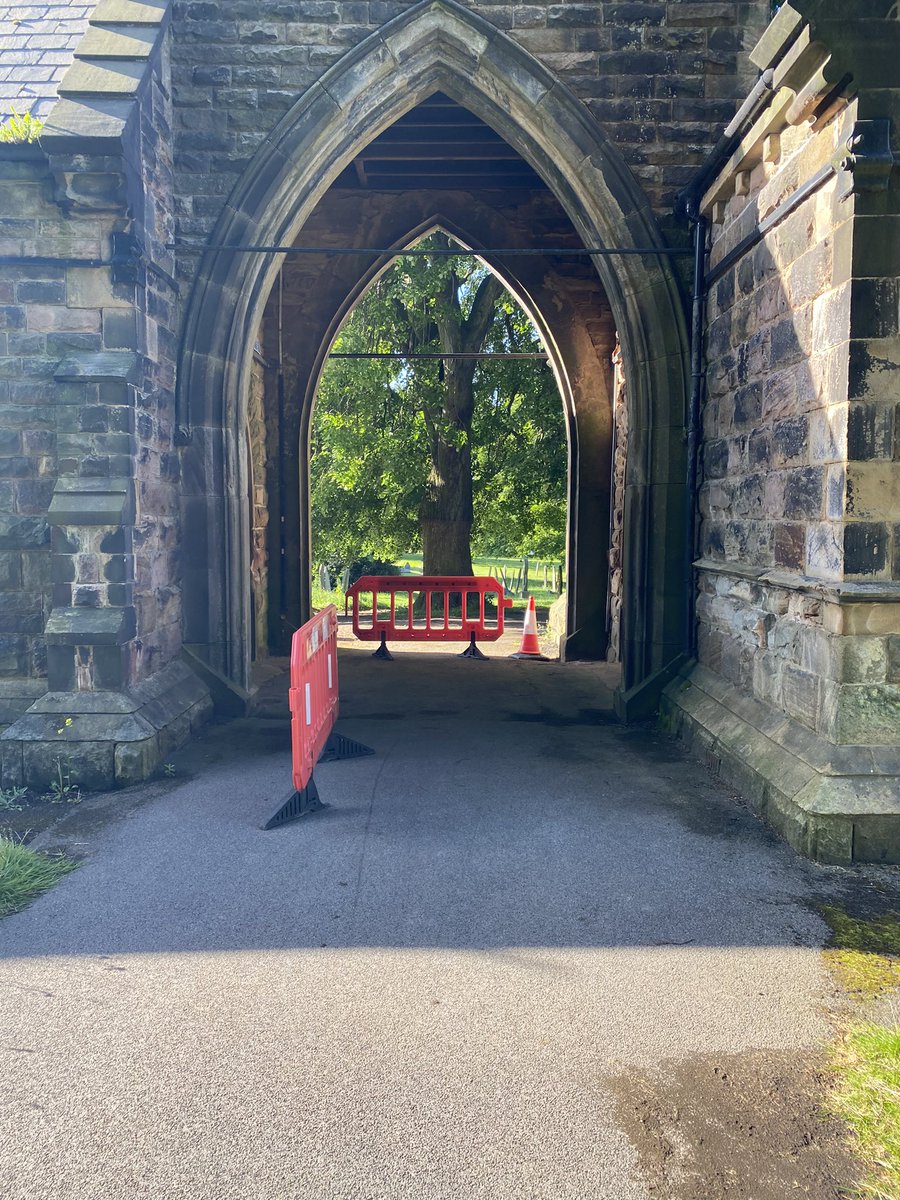 Can I go through? Which way? What does it all mean??? 🤔