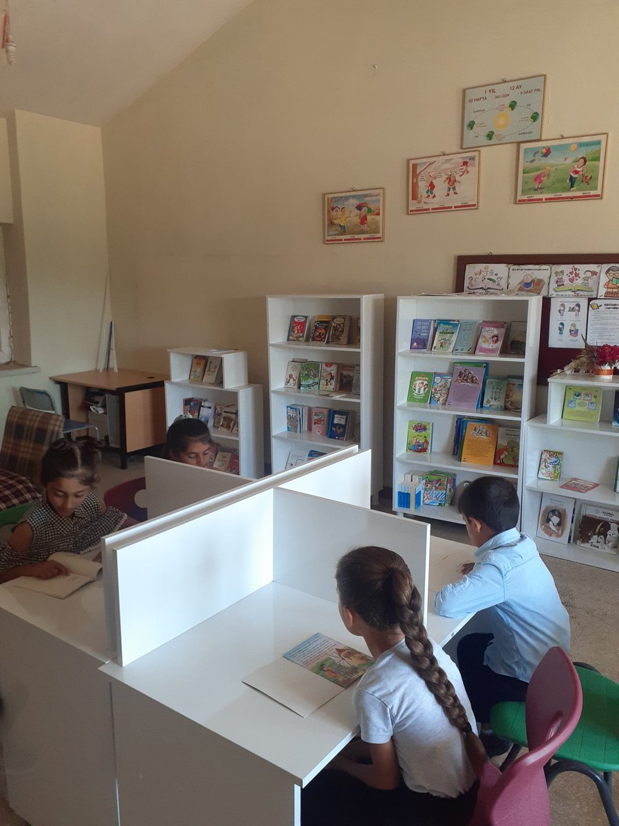 Temel  Eğitimde 10 bin okul projesi kapsamında kurulan kütüphanemiz 📚
<a href="/diclemem21/">Dicle İlçe Milli Eğitim Müdürlüğü</a> 
<a href="/tcmeb/">Millî Eğitim Bakanlığı</a> 
<a href="/Diyarbakirmem/">Diyarbakır İl Millî Eğitim Müdürlüğü</a>