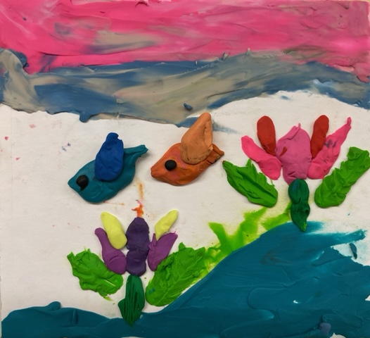 CreativeAdvent3's tweet photo. Let the summer season begin!

#plasticine #artisfun #afterschoolart #artclasses #elementaryartists #youngartists #artinyou #weloveart #MOCOartclass #artteachers  #kidsart https://t.co/vdbNjmommB