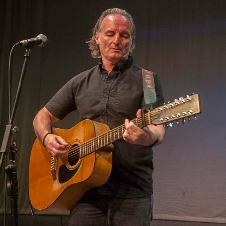 DennisMcCalmont's tweet photo. #NewProfilePic courtesy of @Abourke3Aoife πΈ @MayoManchester #Tradfest #LiveMusic #MayoManchester πβ€οΈ @ballinaartscent https://t.co/iDEYLcklLm