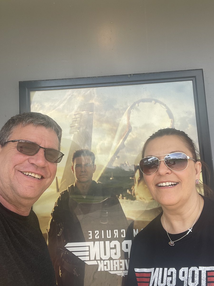 DebbieMagnuson's tweet image. Date night - favorite movie - ❤️ Top Gun