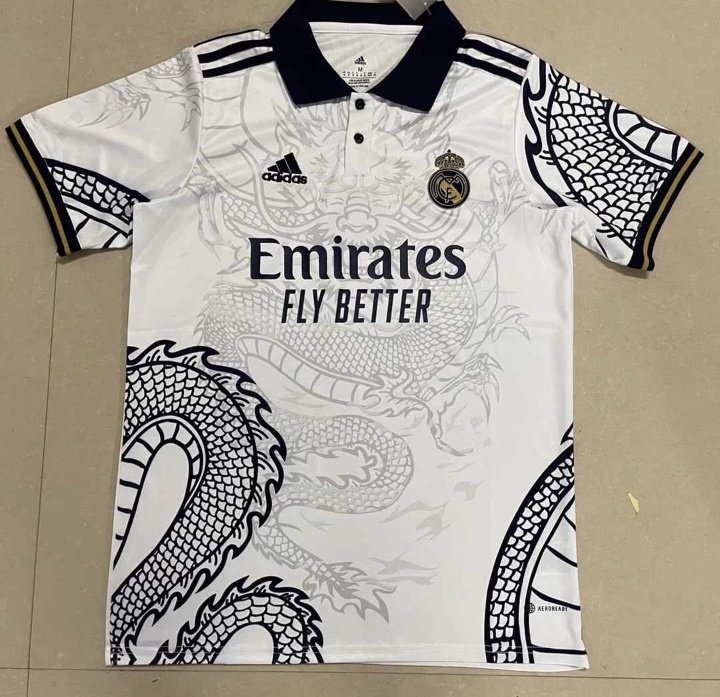 asmar_39's tweet photo. أطقم احتفاليات مدريد متوفرة في @l3batna_store .. للطلب والاستفسار على الخاص ❤️ https://t.co/Yr97bs1eVi