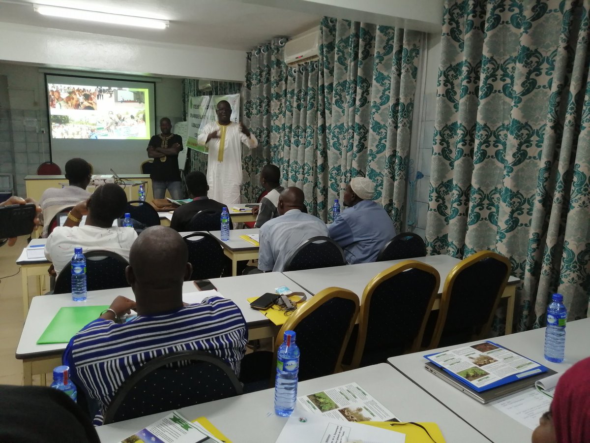 ConvergenceFASO's tweet photo. Atelier de redynamisation de la #Dynamique_burkinabè_de_la_Convergence globale des luttes pour la terre et l’eau Ouest-africaine.
- restitution de la participation à la #3e_caravane
- bilan de la plateforme nationale
- perspectives de relance des actions et des activités https://t.co/kCxbPVD23E