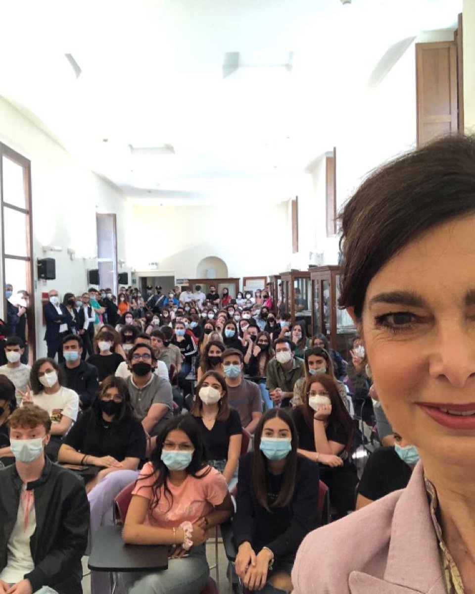 Laura Boldrini tweet media