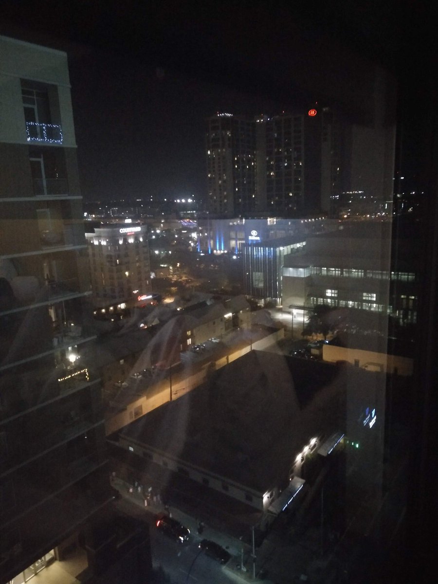 Kivvi @ #RQLille tweet media