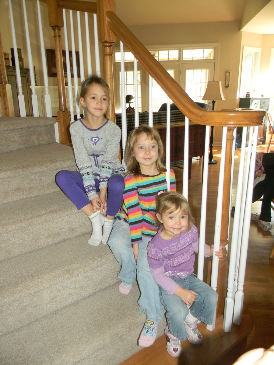 GraceFilledWrit's tweet photo. A little update on life around here... (photo circa 2012)
https://t.co/L8895DoBXB https://t.co/kIc3asdNr4