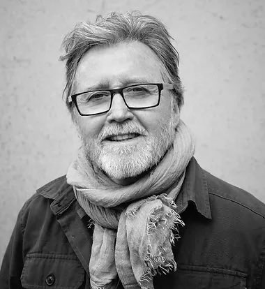 On Thursday June 9th at 6.30pm (UK time), I shall be taking part in a live stream video interview with ‘No BS Spiritual Book Club’ founder Sandie Sedgbeer via the following social media pages: 

facebook.com/sandiesedgbeer

facebook.com/groups/nobsspi…