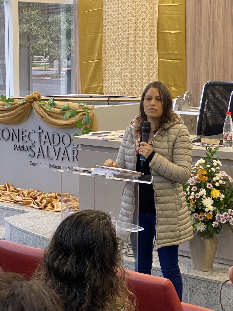 adventistaspy's tweet photo. La Iglesia Adventista en Paraguay 🇵🇾dió inició a la Semana de Evangelismo Femenino👩🏻 “Vengan y Vean” 🤲🏻

Participemos de esta maravillosa actividad, y reencontremonos con Cristo🙏🏻

#conectadosparasalvar #yovoy #venganyvean https://t.co/QHlft1incK