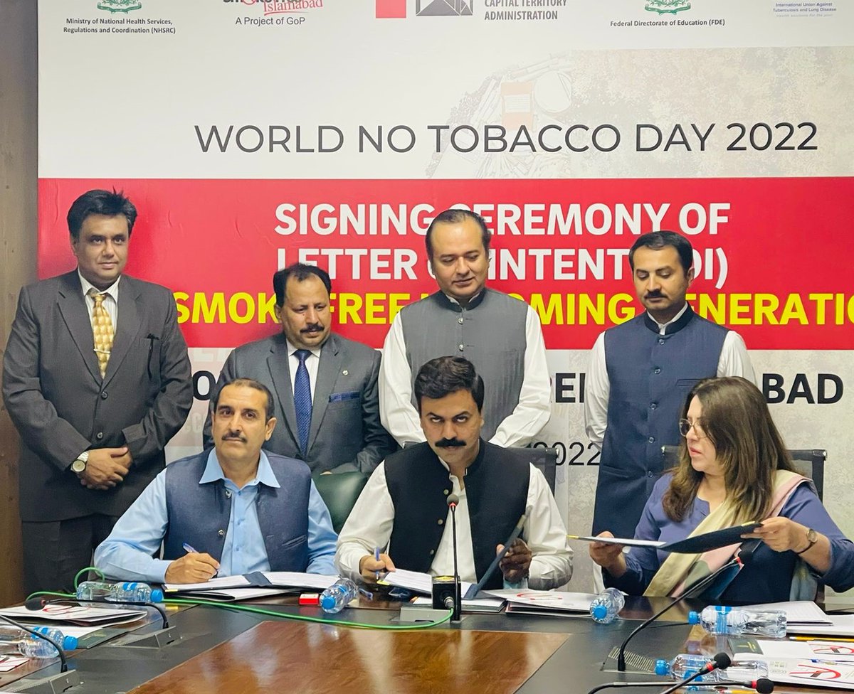 smokefreepaksi1's tweet photo. Alhamdulillah! "Smoke Free Islamabad Model" at MoNHSRC achieved another milestone through signing a Letter of Intent (LOI) for Smoke Free Upcoming Generations on World No Tobacco Day 2022 #dcislamabad #ChiefCommISB #nhsrcofficial #khashmi76 #minhajussiraj #ahmadmu10 #FCTCofficial https://t.co/sLerWB3EDc