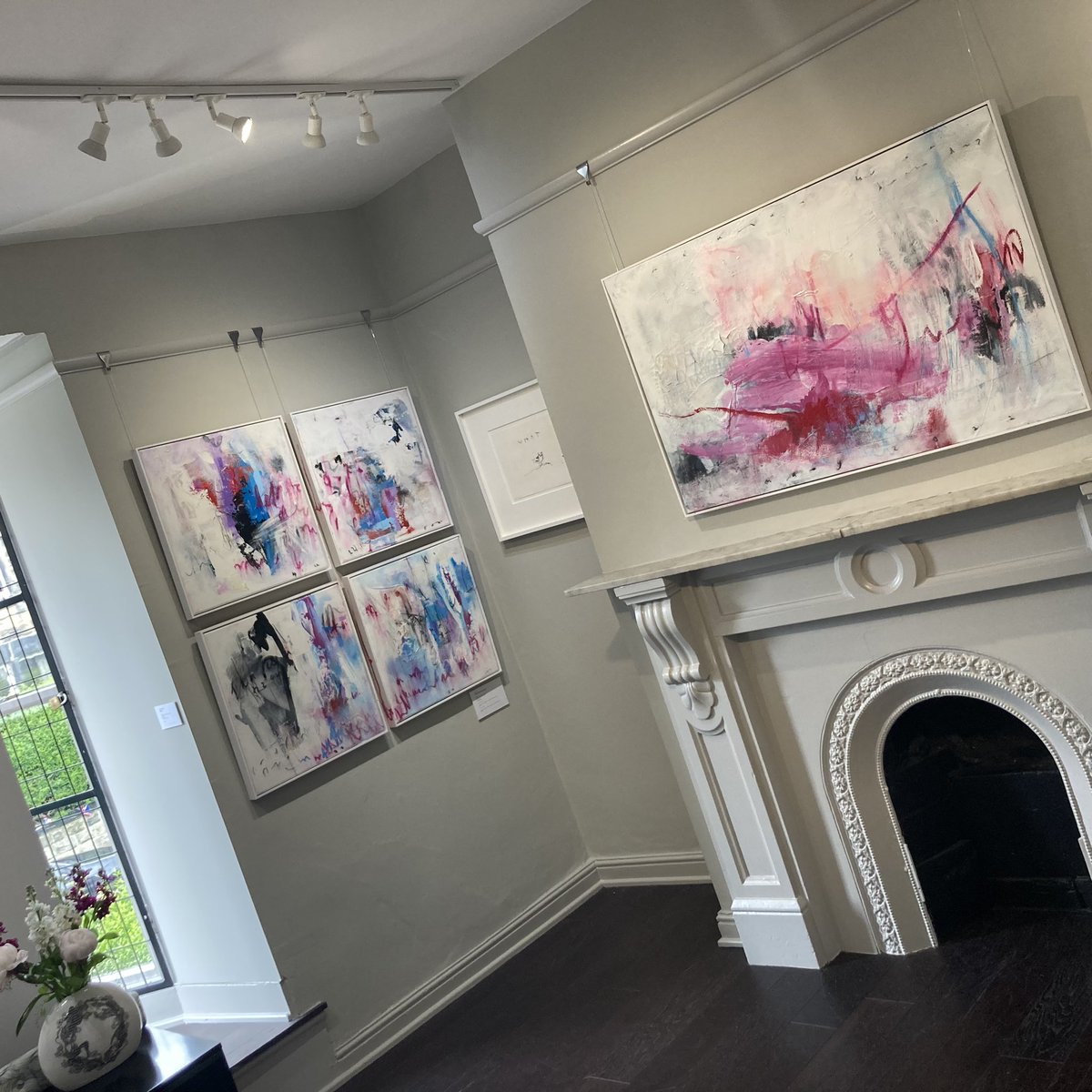 RedHouse Originals (@redhousegallery) on Twitter photo Many thanks to all who joined us for the closing party of 'Shooting Stars... Falling Objects'- the #ArtistSpotlight by <a href="/candie_payne/">Candie Payne</a> 📸 by <a href="/snappershaz/">Sharon Latham</a>
#NowShowing is also a preview of @_schoph_'s latest collection 'A Journal Through January'- more details to be announced soon! Many thanks to all who joined us for the closing party of 'Shooting Stars... Falling Objects'- the #ArtistSpotlight by <a href="/candie_payne/">Candie Payne</a> 📸 by <a href="/snappershaz/">Sharon Latham</a>
#NowShowing is also a preview of @_schoph_'s latest collection 'A Journal Through January'- more details to be announced soon!