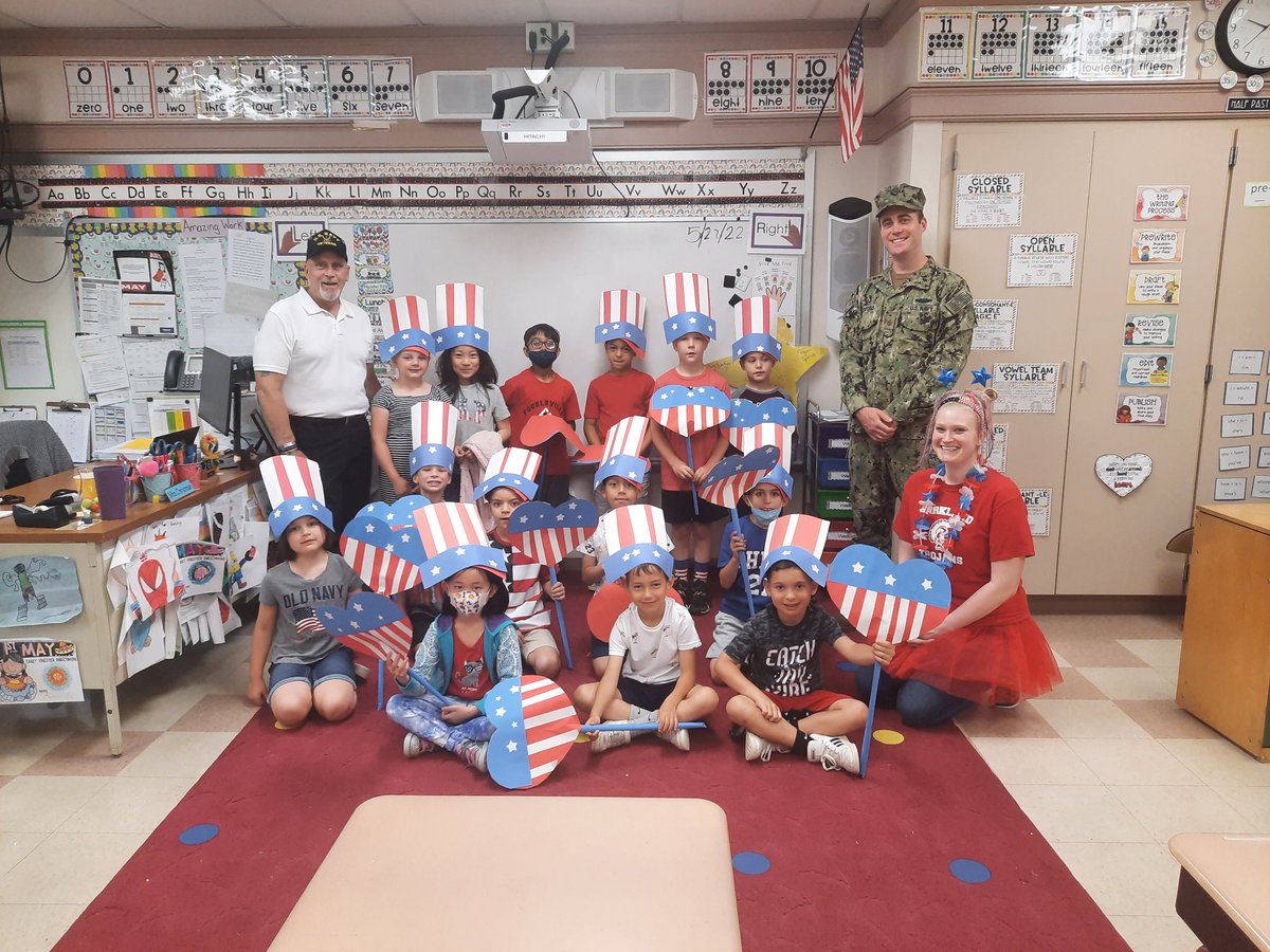 Happy Memorial Day from these FV foxes!