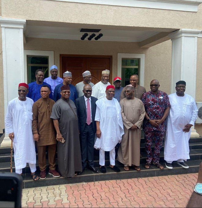 bright_agbons's tweet photo. PHOTO NEWS: The Presidential Candidate of Peoples Democratic Party (PDP) Nigeria H.E Atiku Abubakar has paid a visit to Governor of Rivers State, Barr. Gov Nyesom Ezenwo Wike - CON.
Details later...
#rescuemission2023 #AtikuKawai #pdpfirst #ReNEWNigeria #RescueNigeria https://t.co/KH9xWSJ1EL