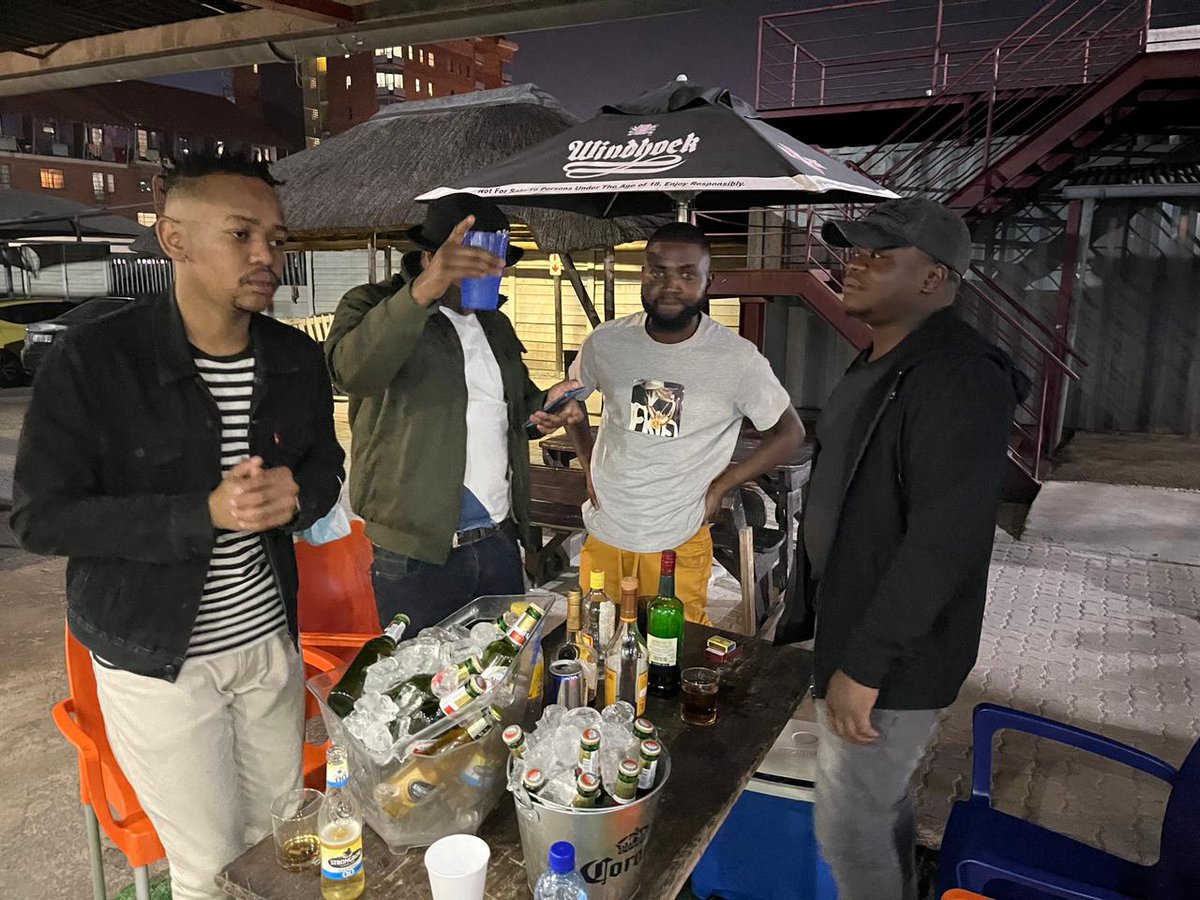 AfroEssentialZA's tweet photo. Thank you to everyone who showed love @afropark this past weekend. 🙏 #AfroParkSaturdays 🔞

📸 @Teephathela https://t.co/r9Th85hj8v