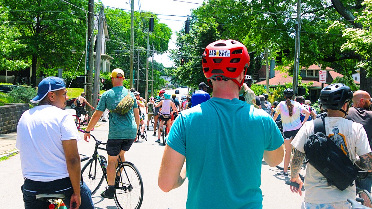ryanpfenwick's tweet image. There is so much spontaneous joy in being in a big group on a bicycle. Absolutely delightful riding with all of you yesterday.